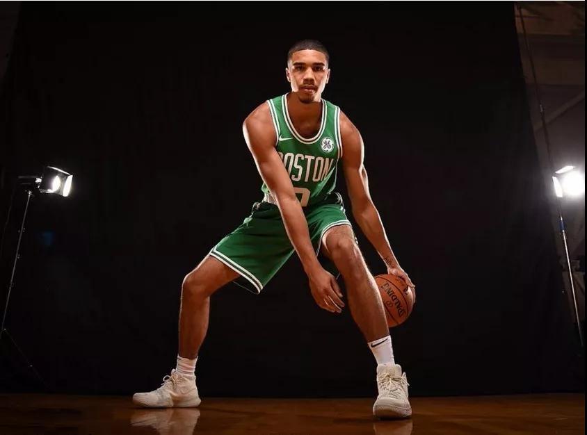 替代者画像 替代者画像